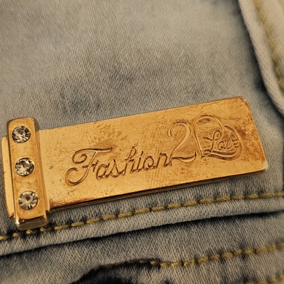 Fashion 2 Love Stretch Jeans. - Picture 2 of 8